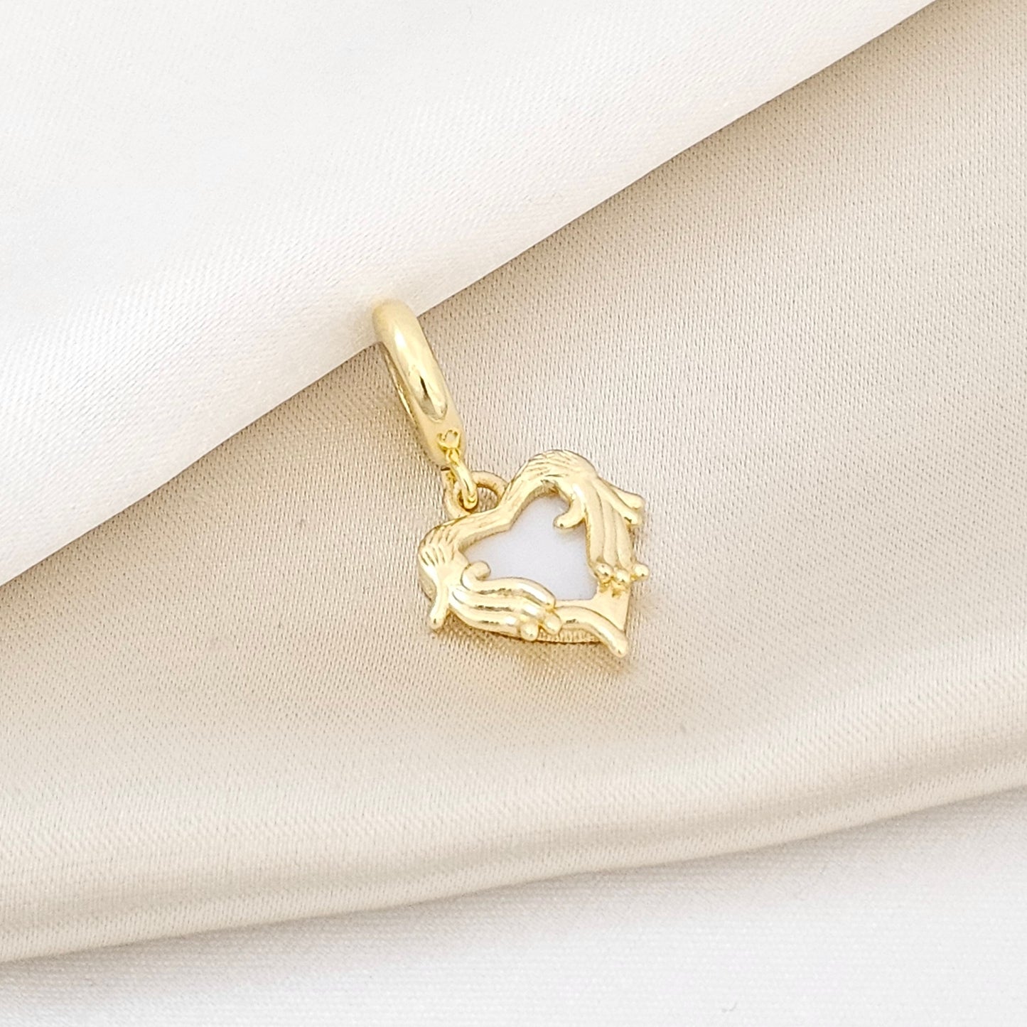 CHARM CORAZON BLANCO CON DORADO RF K5361