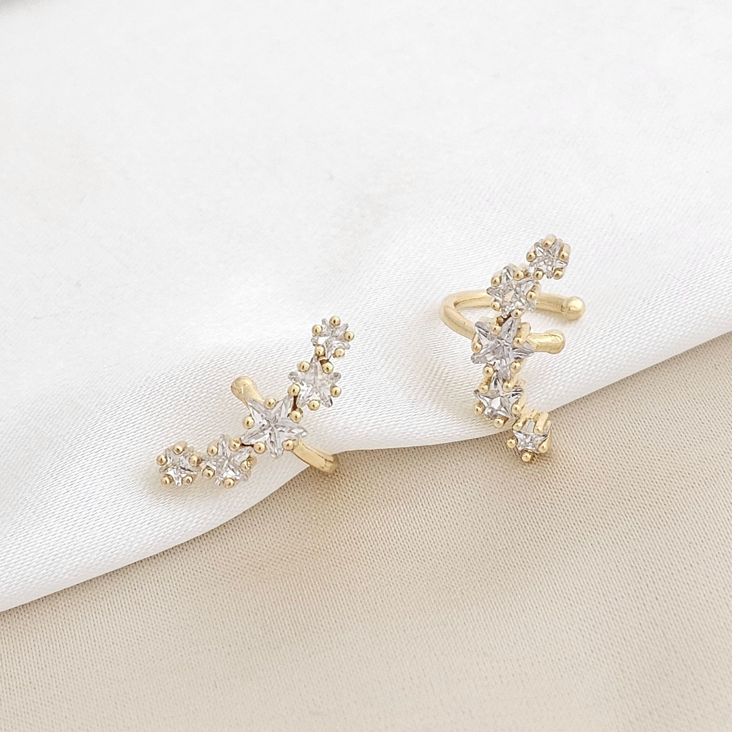 EARCUFF ESTRELLAS DORADO RF K3311