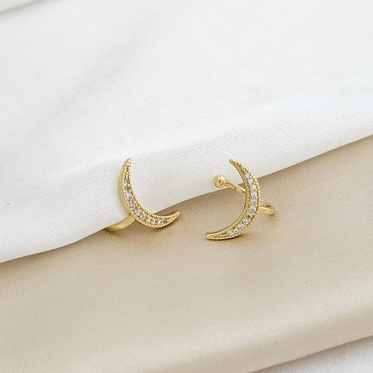 EARCUFF MEDIA LUNA CIRCONES DORADO RF K3397