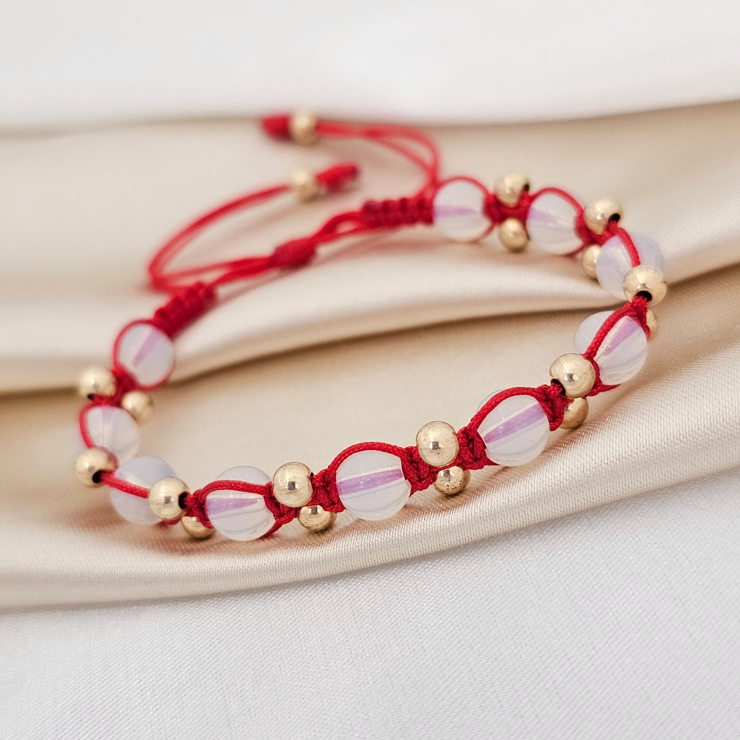 MJ PULSERA GOLD MACRAME #4 OPALO #6 ROJO