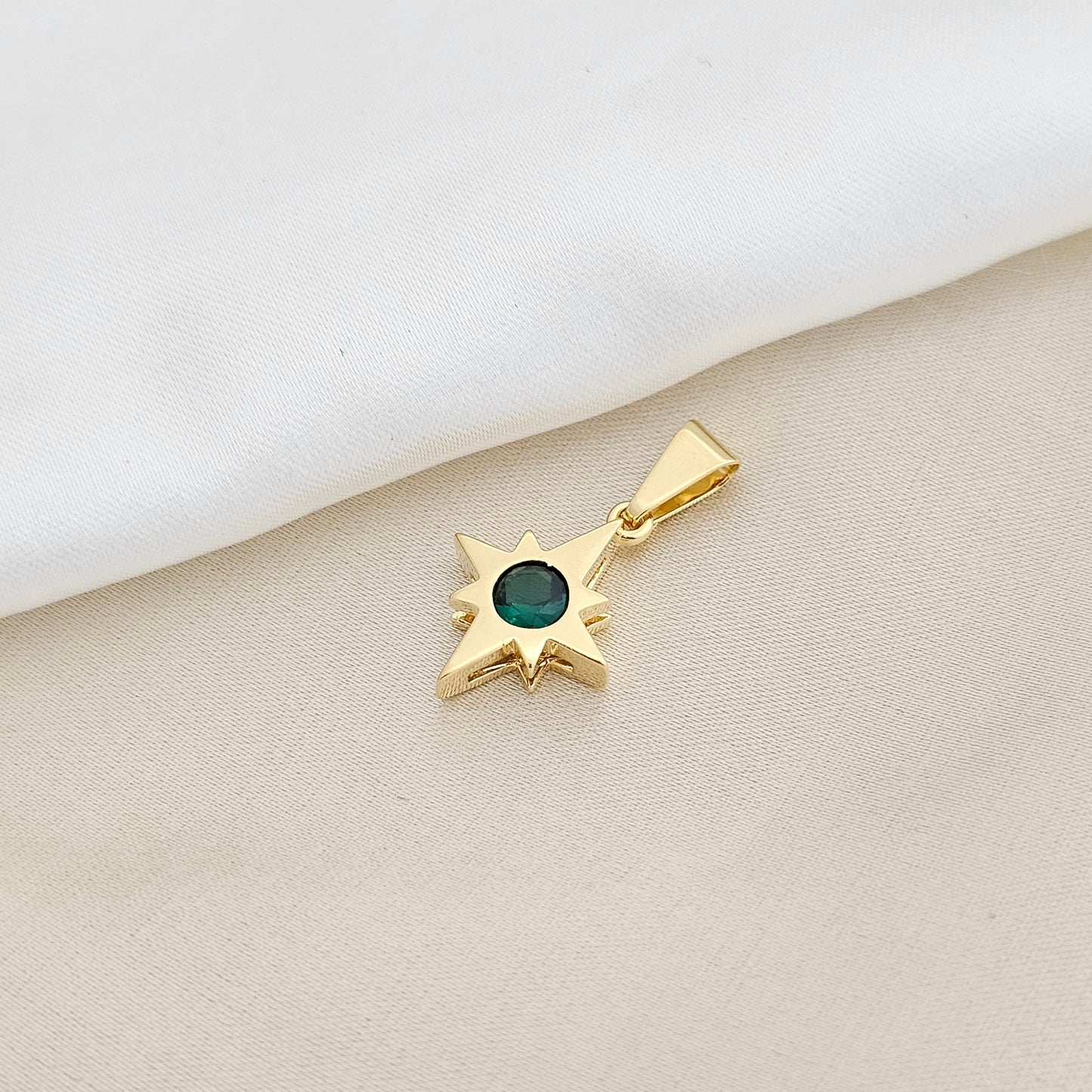 DIJE ESTRELLA CIRCONIA LAM 18K RF B/23068-Verde